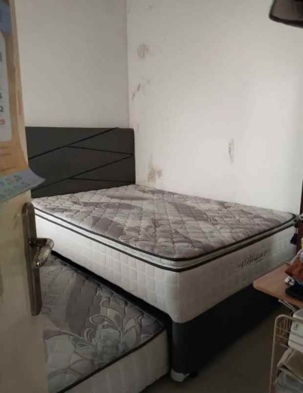 dijual rumah ciputat