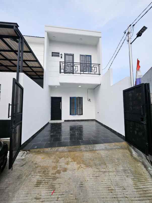 dijual rumah ciracas