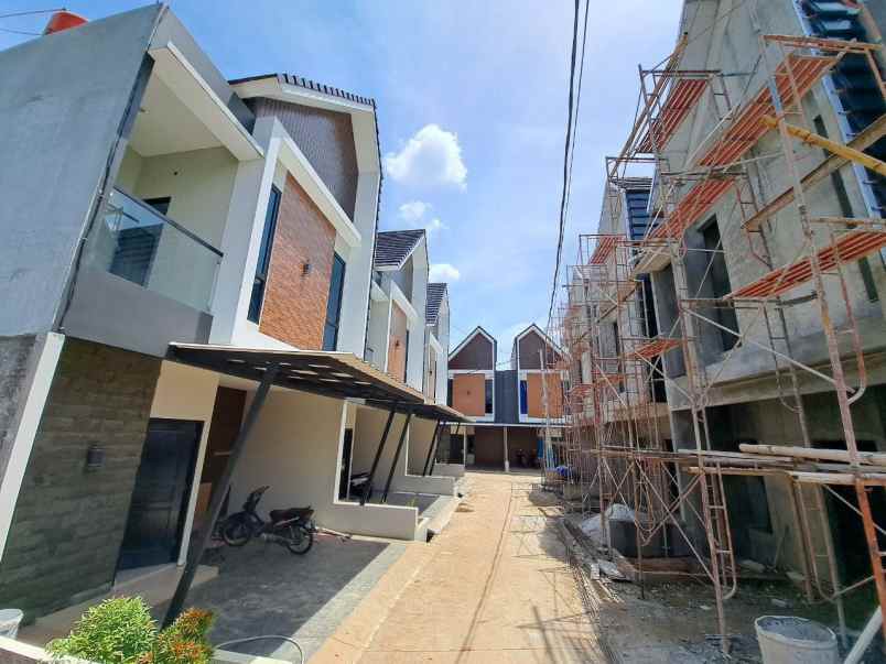 dijual rumah ciracas jakarta timur