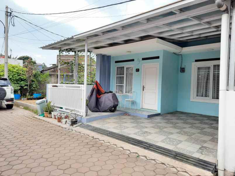 dijual rumah cisaranten arcamanik kota