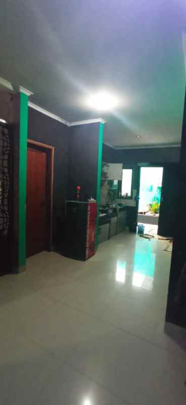 dijual rumah cisaranten kulon