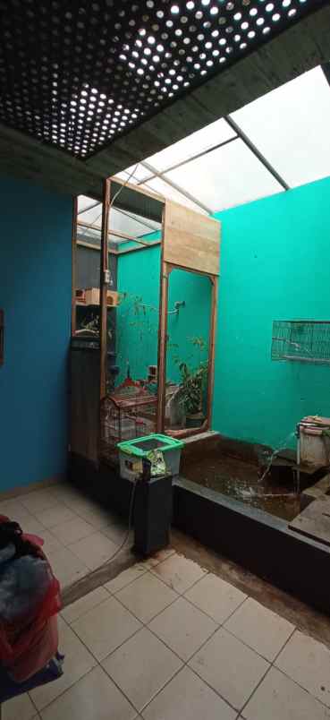 dijual rumah cisaranten kulon