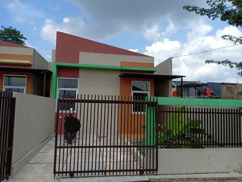 dijual rumah cisaranten kulon