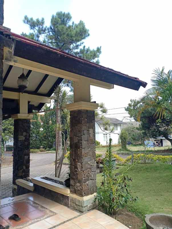 dijual rumah cisarua