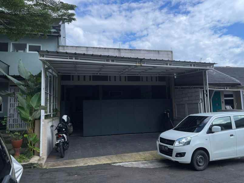 dijual rumah cluster bumi asri cilengkrang