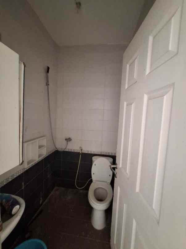 dijual rumah cluster harapan indah