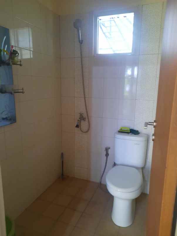 dijual rumah cluster kamayangan