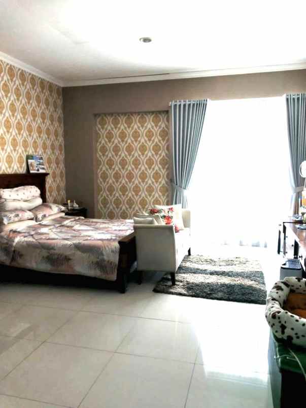 dijual rumah cluster palm spring jgc