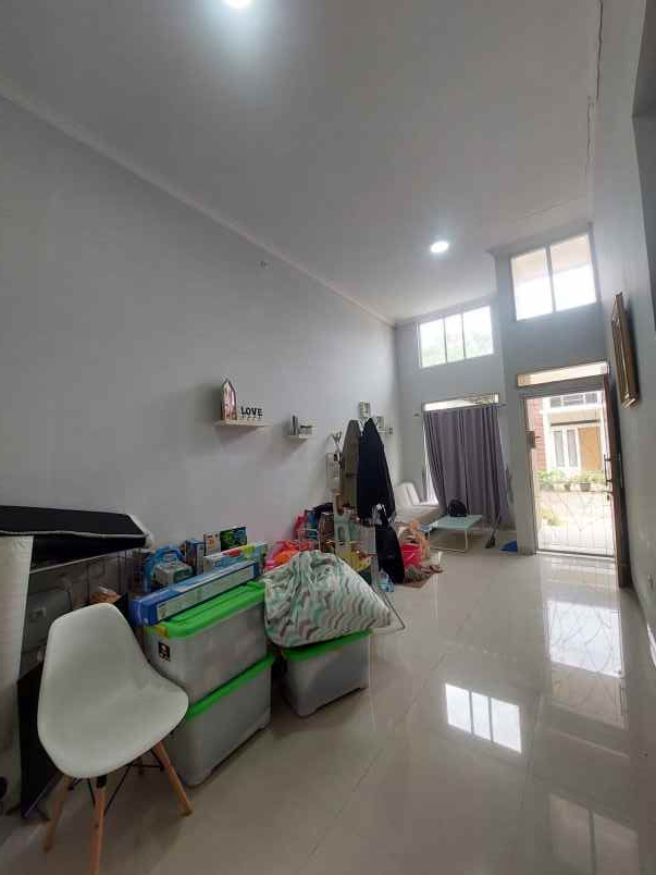 dijual rumah cluster taladia residence