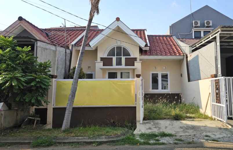 dijual rumah cluster taman sari