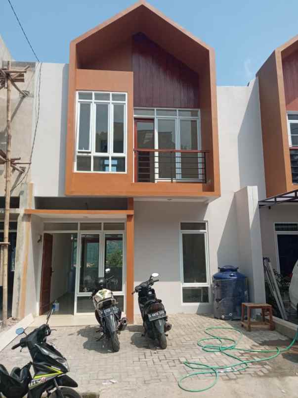 dijual rumah cluster villa tropis