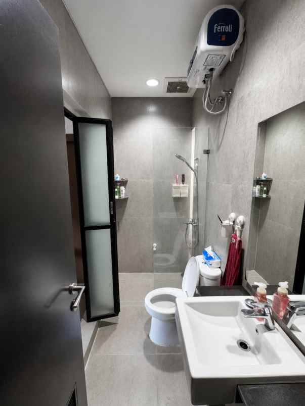 dijual rumah cluster wisteria metland