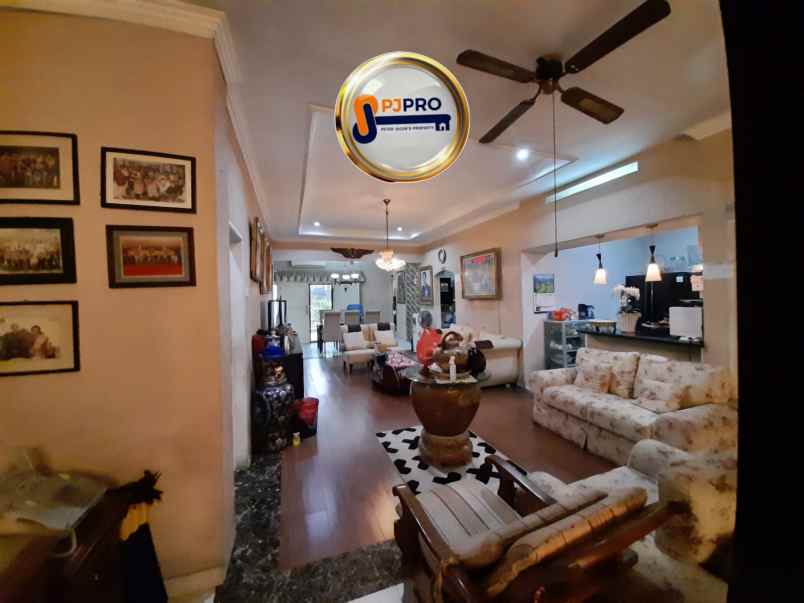 dijual rumah condet batu ampar