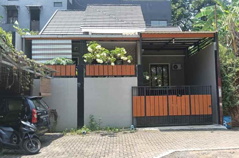 dijual rumah dari pada kosong di tembalang semarang