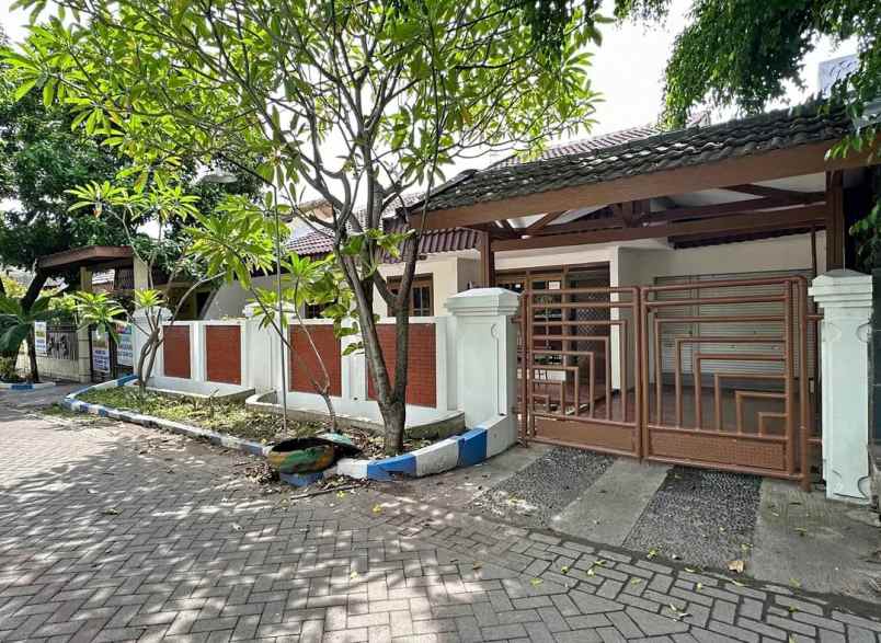 dijual rumah dekat akses tol waru di pondok candra