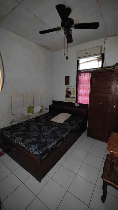 dijual rumah deltasari indah waru