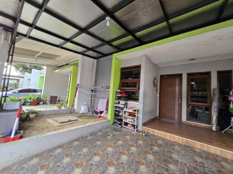 dijual rumah derwati mas estate ciwastra