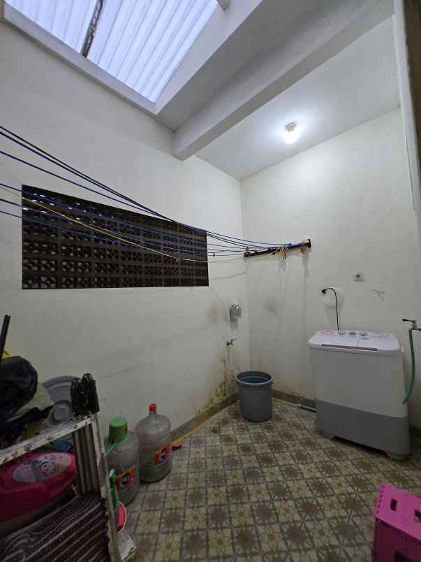 dijual rumah derwati mas estate ciwastra