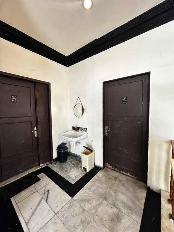 dijual rumah dharmahusada