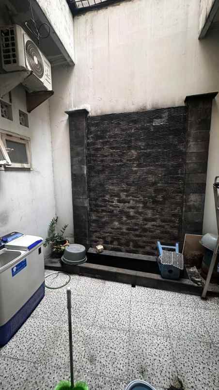 dijual rumah di area halim pala makasar jakarta timur