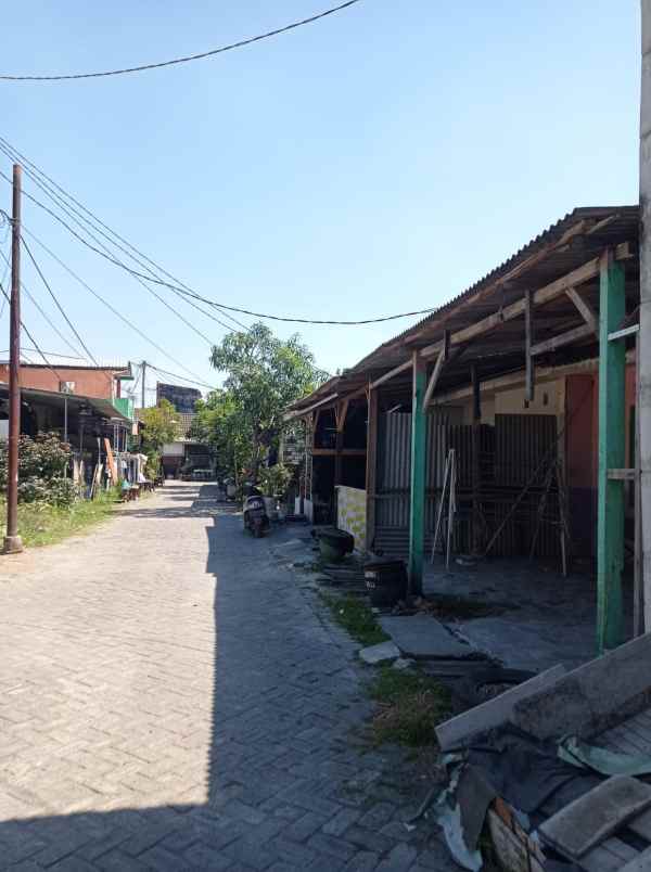 dijual rumah di puri menganti indah blok e2 ni 10