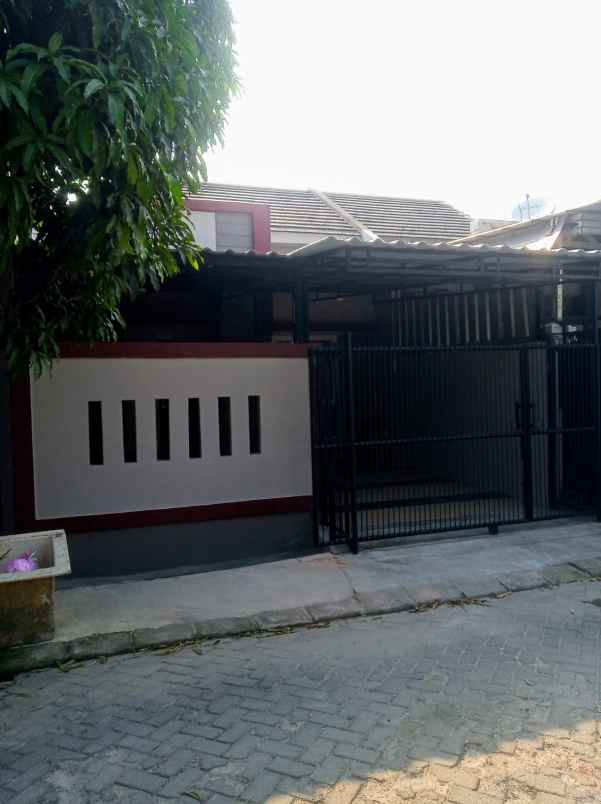 dijual rumah di simprug diporis tangerang