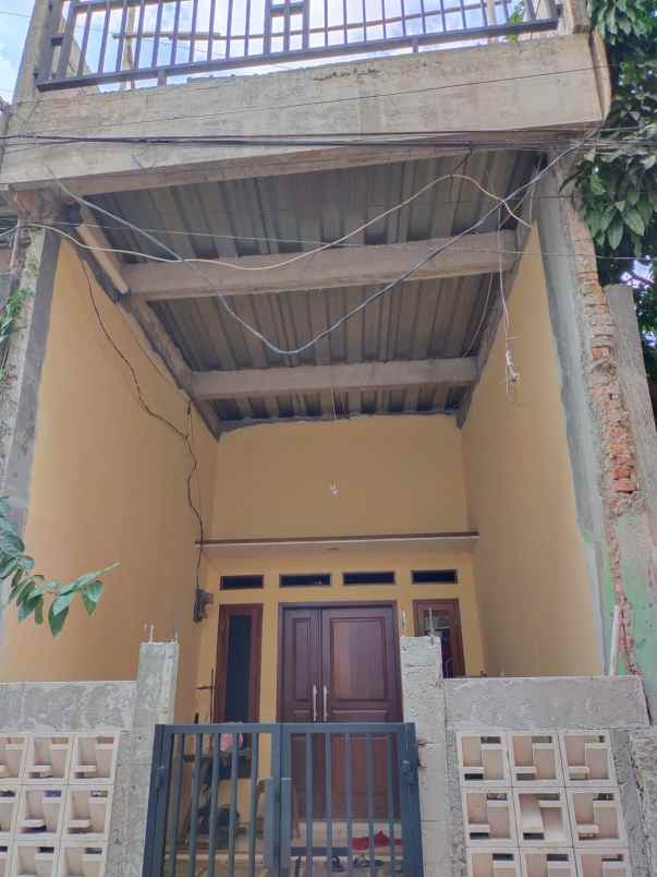 dijual rumah dijual rumah di jl bulak