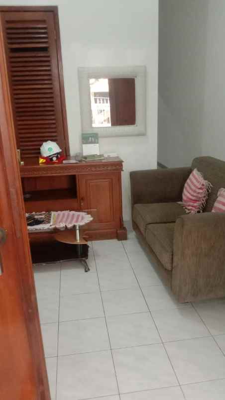 dijual rumah dukuh kupang