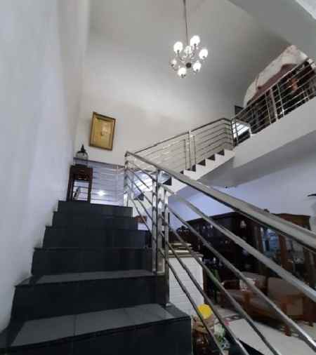 dijual rumah dukuh kupang