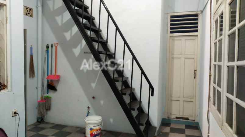 dijual rumah duren tiga