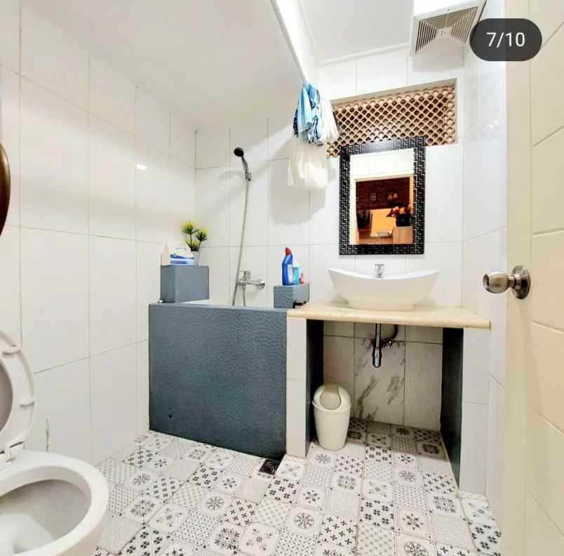 dijual rumah emerald view