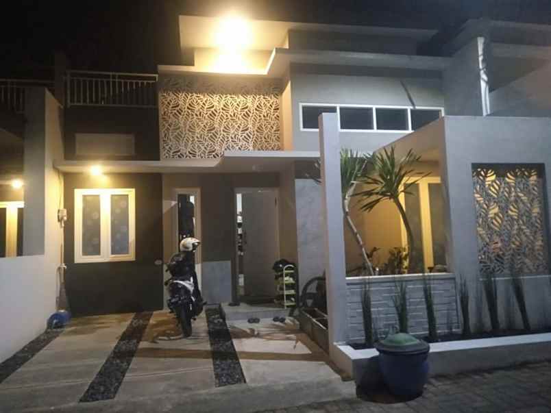 dijual rumah gamma residence krajan