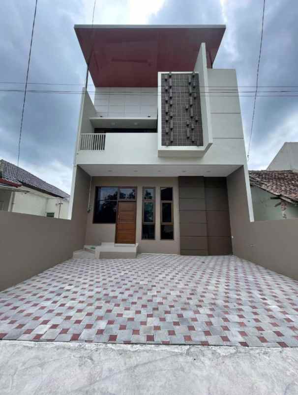 dijual rumah ganjuran