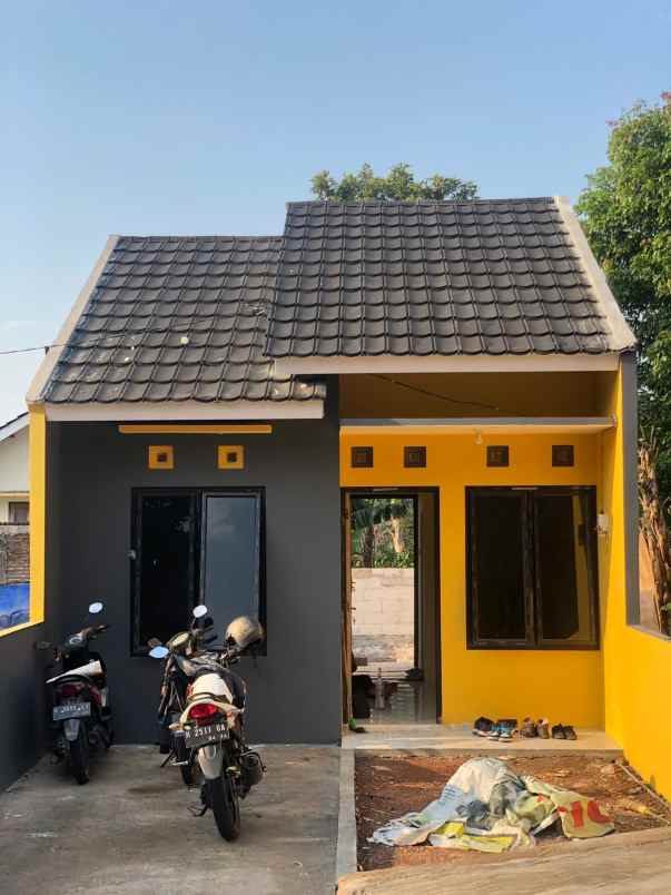 dijual rumah gedawang