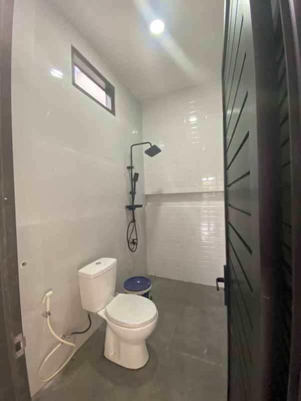 dijual rumah gemuk ungaran barat