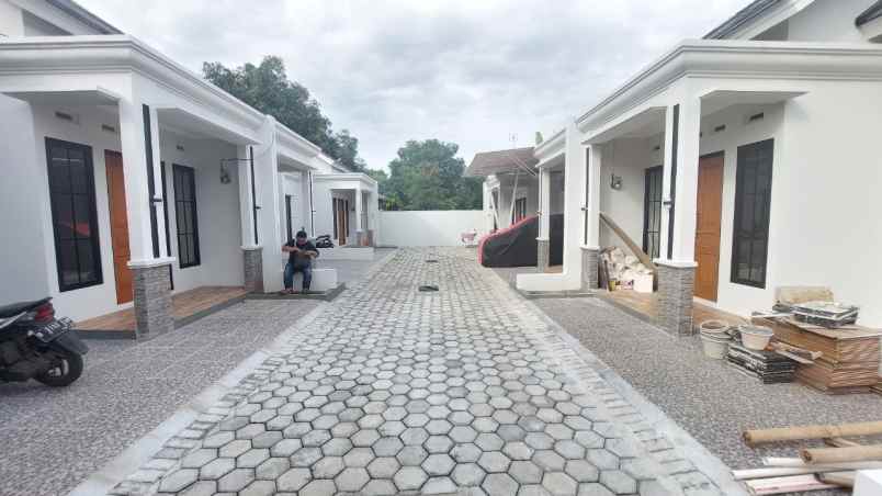 dijual rumah gg hj senin kalibaru kec