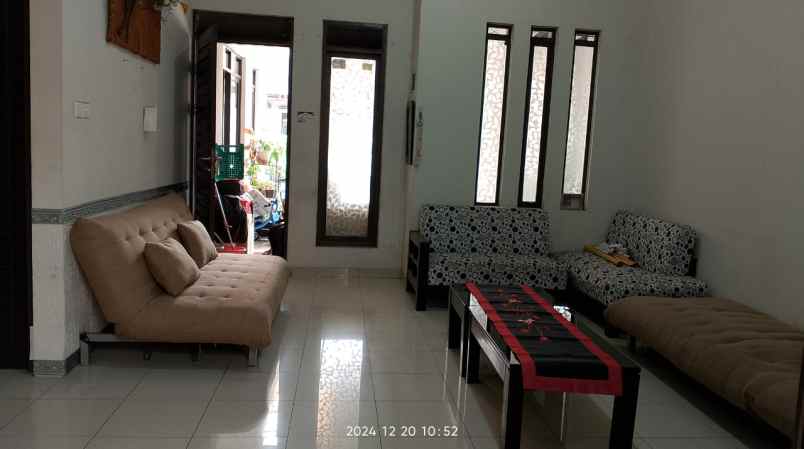 dijual rumah grand sharon residence