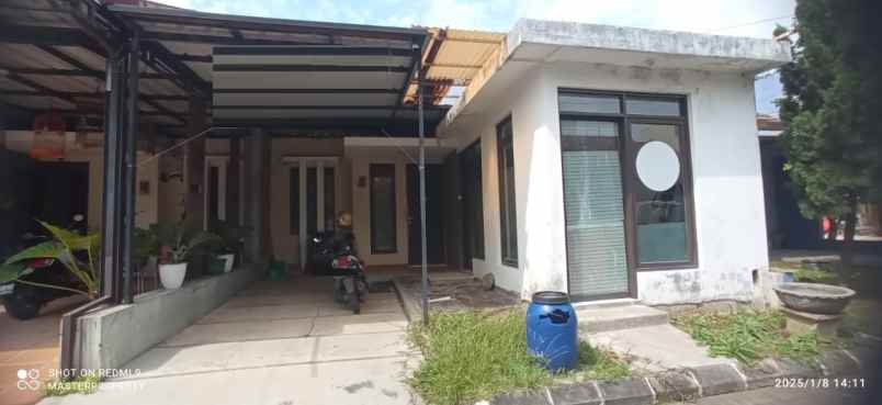 dijual rumah grand sharon residence