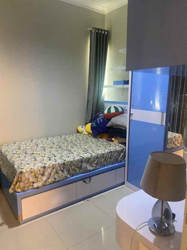 dijual rumah grand wisata bekasi