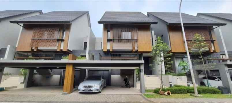 dijual rumah greenwich park