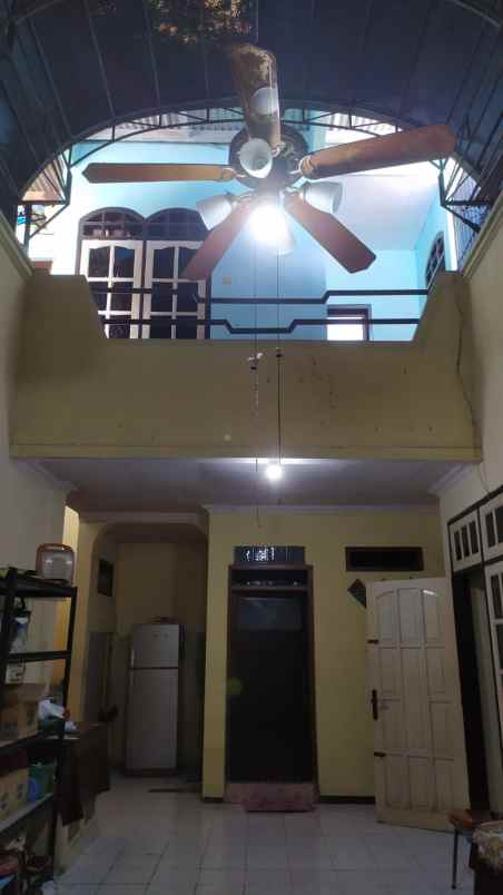 dijual rumah griya kebraon