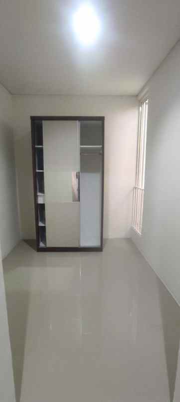 dijual rumah gununganyar