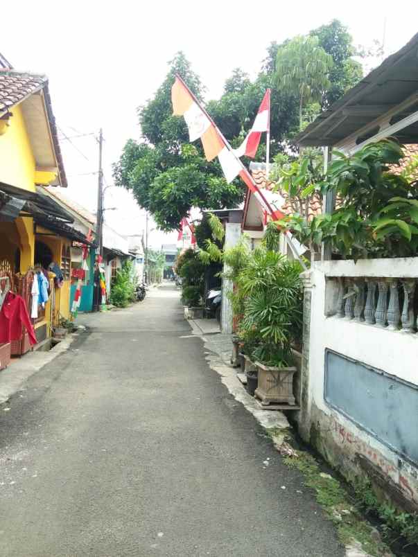 dijual rumah hitung tanah lokasi di patal pondok serut