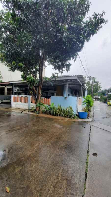 dijual rumah hook dalam cluster