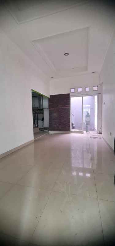 dijual rumah hunian strategis di graha bintaro jaya