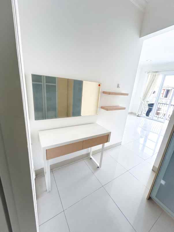 dijual rumah jagakarsa