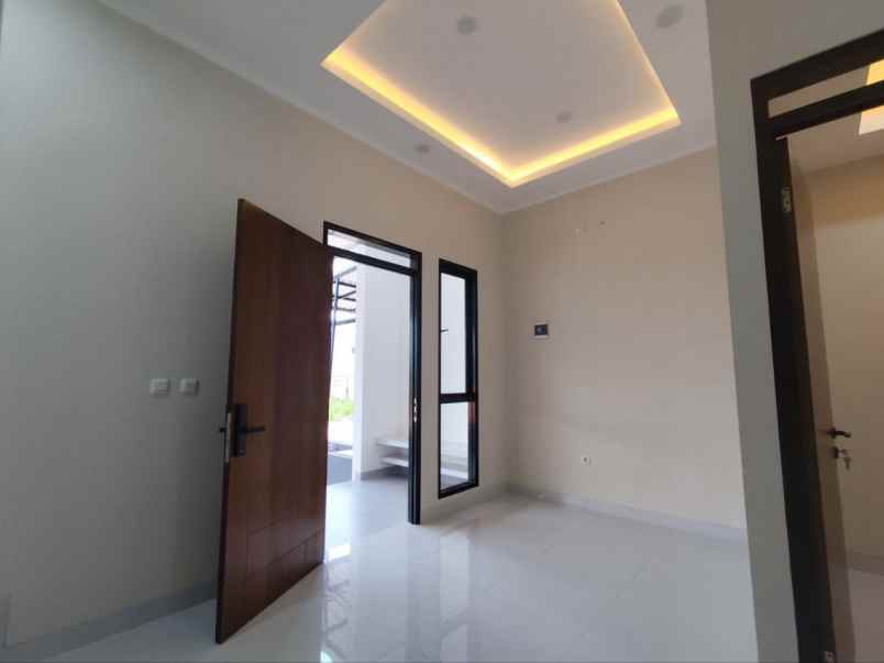 dijual rumah jaka mulya