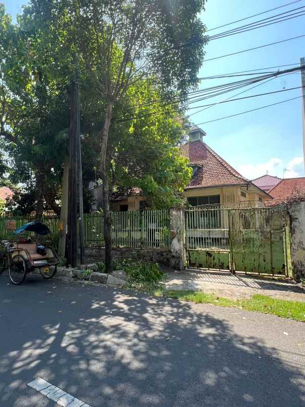 dijual rumah jaksa agung suprapto