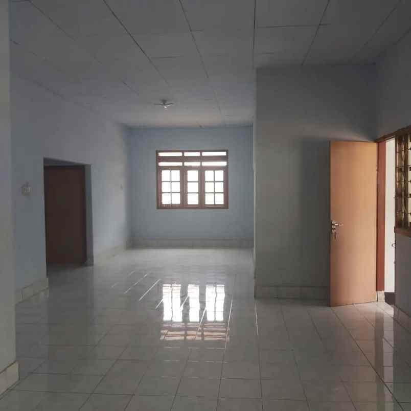 dijual rumah jalan ade irma suryani no