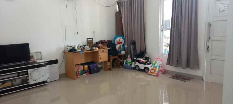 dijual rumah jalan alternatif kota